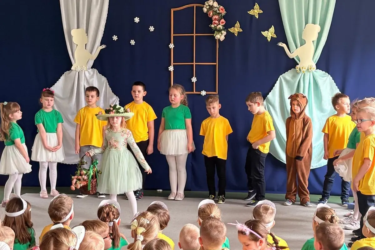  Dzieci w przebraniach